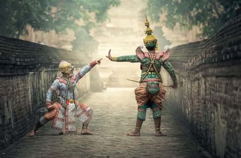 nasilipan sa cr|Lady Triệu .